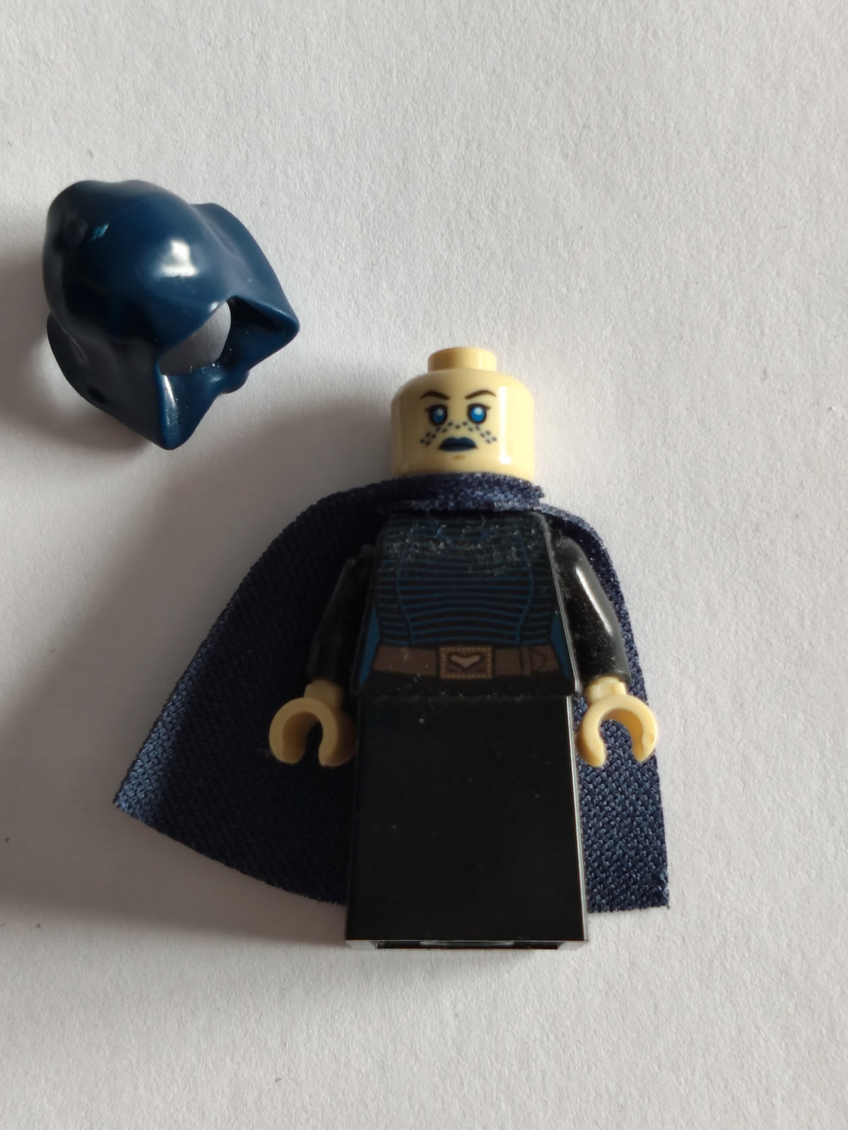 LEGO Star Wars: Barriss Offee Minifigure sw0909 (Used / Excellent)