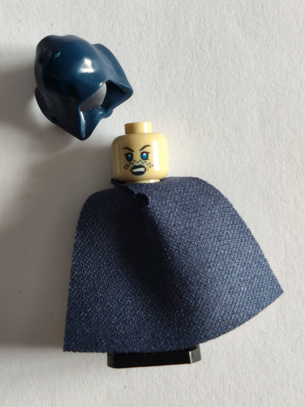 LEGO Star Wars: Barriss Offee Minifigure sw0909 (Used / Excellent)