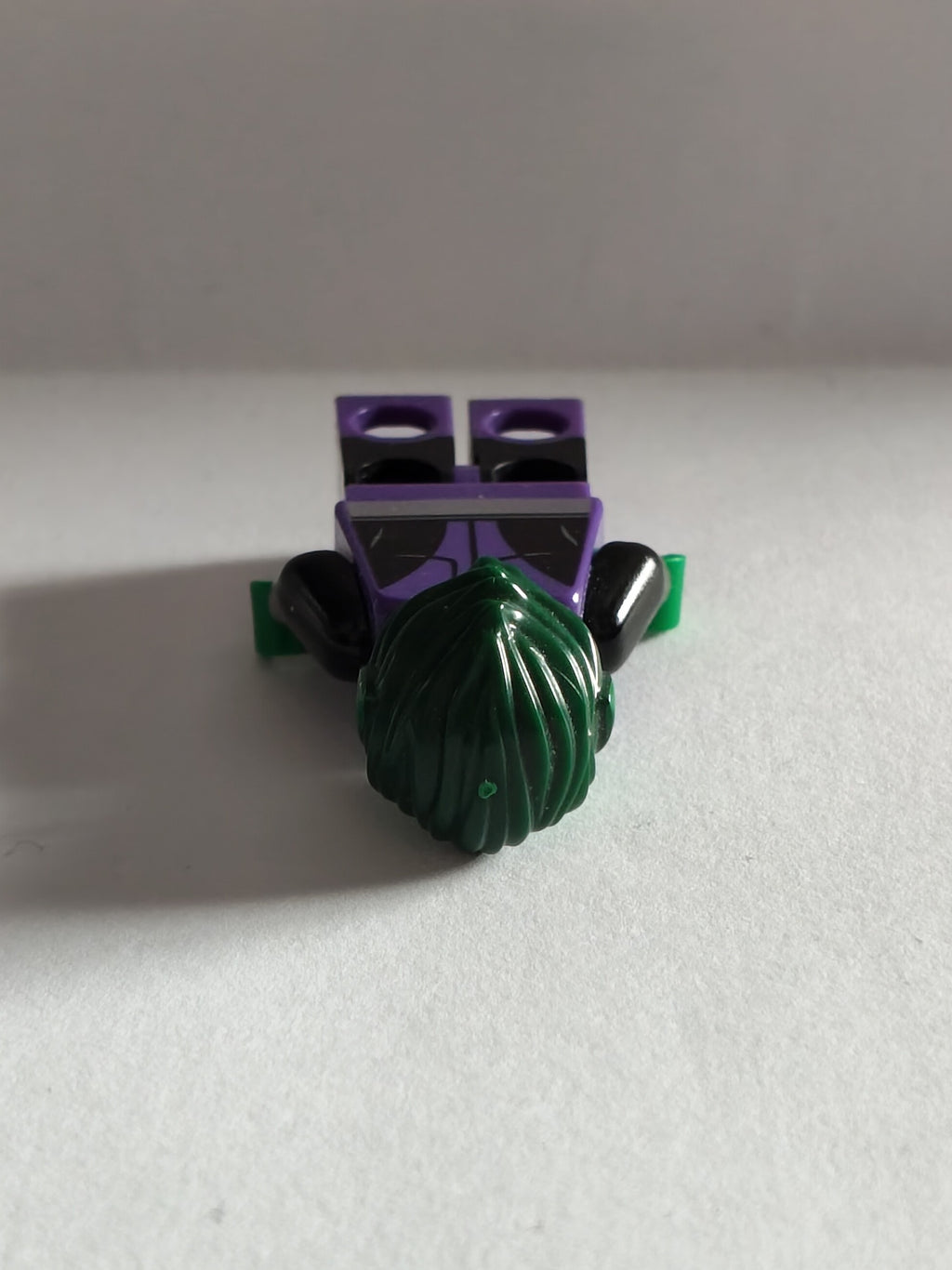 LEGO DC Comics Super Heroes: Beast Boy Minifigure sh198 (Used / Excellent)