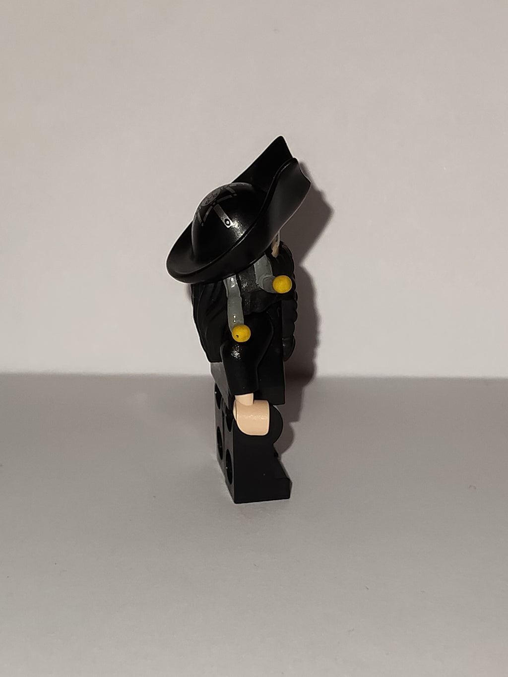 LEGO Pirates of the Caribbean: Blackbeard Minifigure poc007 (Used / Excellent)