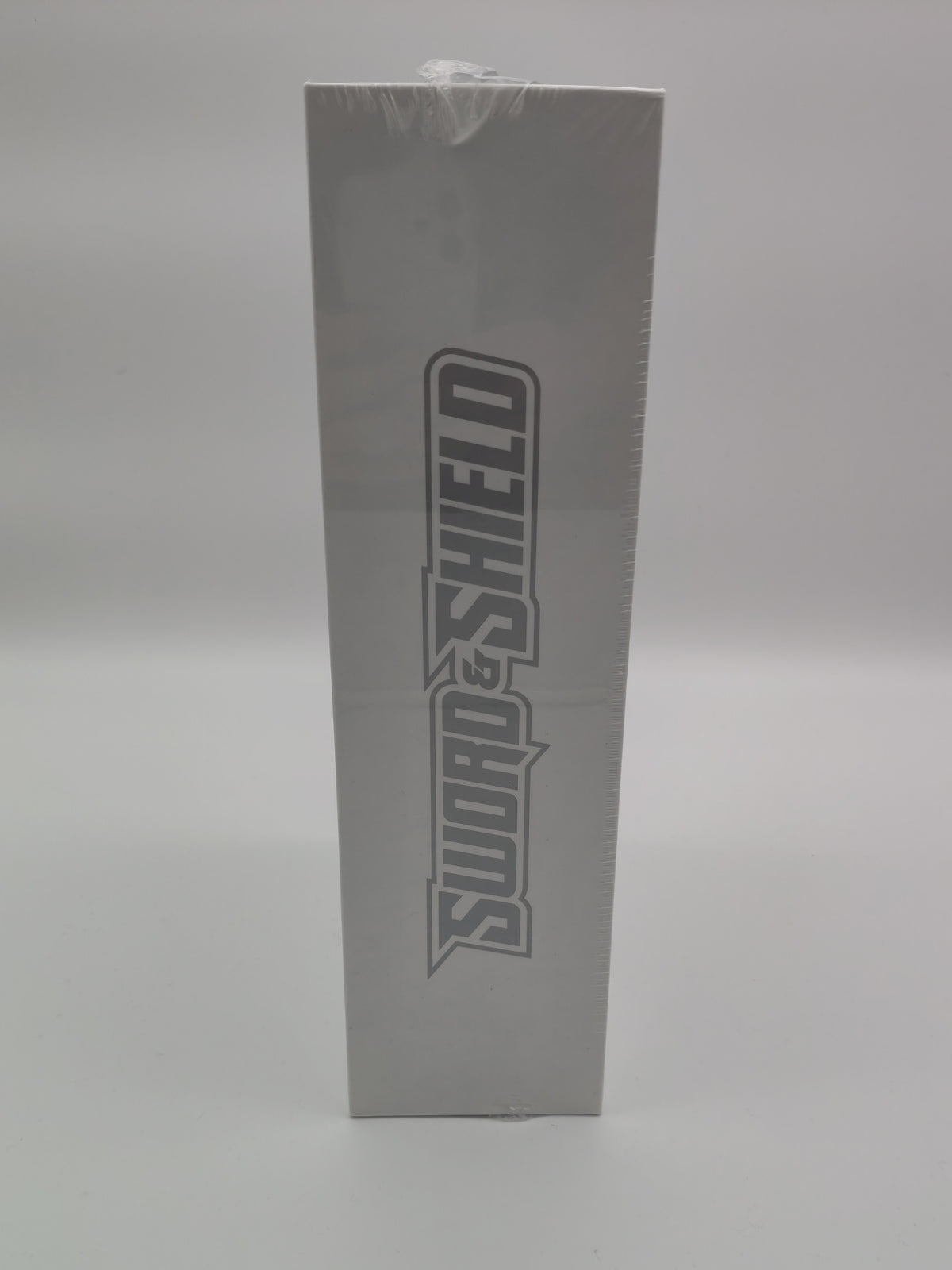 Pokémon TCG: Sword &amp; Shield – Charizard Ultra-Premium Collection Box (New / Sealed - Near Mint)