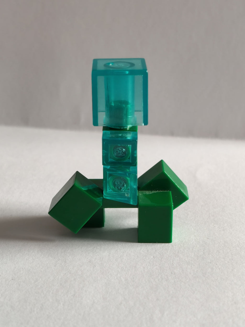 LEGO Minecraft: Charged Creeper Minifigure min052 (Used / Good)