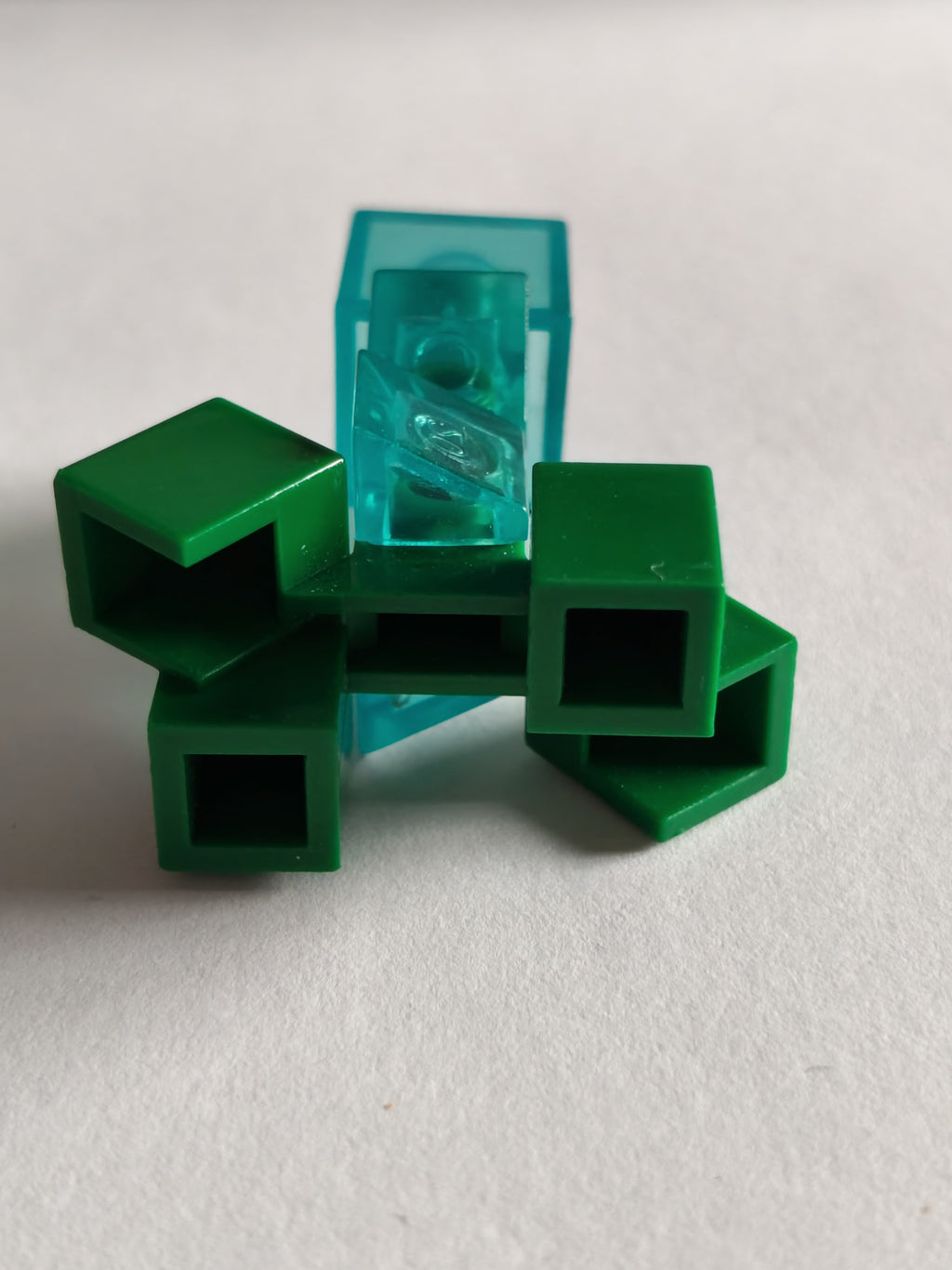 LEGO Minecraft: Charged Creeper Minifigure min052 (Used / Good)