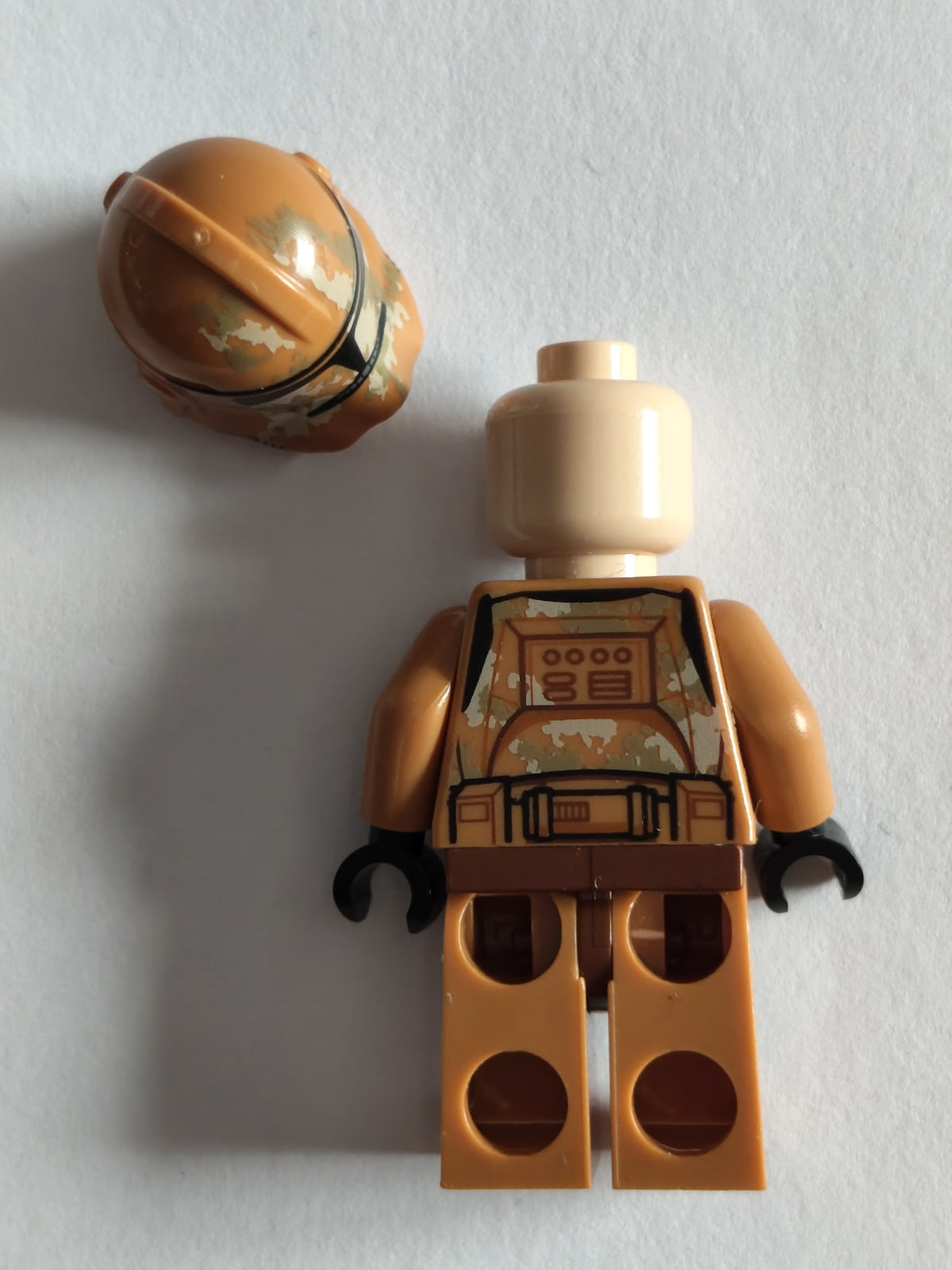 LEGO Star Wars: Geonosis Clone Trooper Phase 2 Minifigure sw0606 (Used / Excellent)