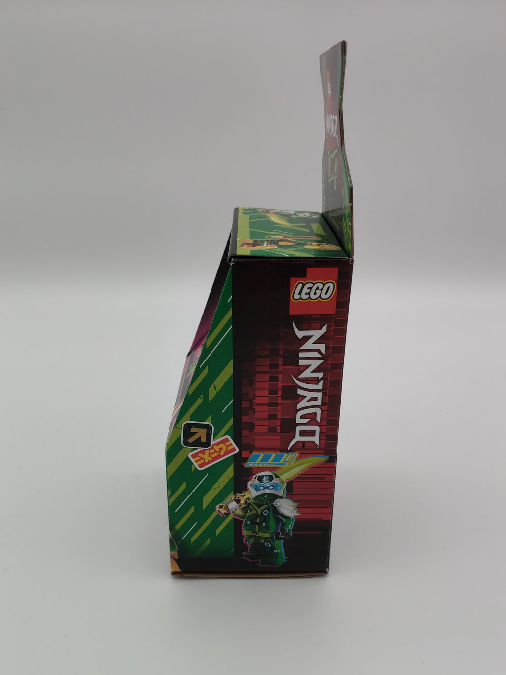 LEGO NINJAGO: Lloyd – Prime Empire -peliautomaatti Set 71716 (New / Sealed - Near Mint)