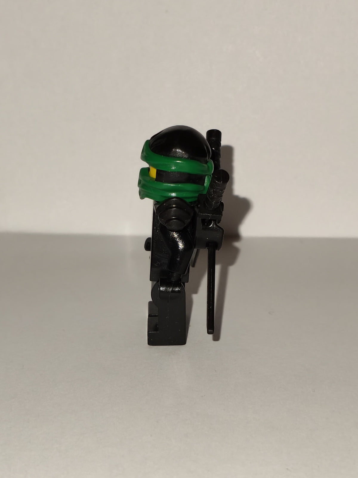 LEGO Ninjago: Lloyd – Possession, Deepstone Armor Minifigure njo167 (Used / Good)