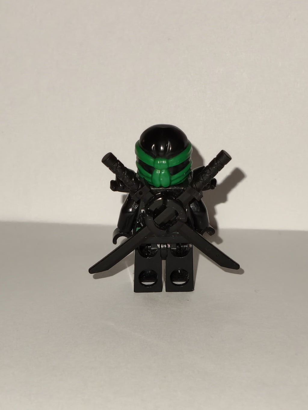 LEGO Ninjago: Lloyd – Possession, Deepstone Armor Minifigure njo167 (Used / Good)