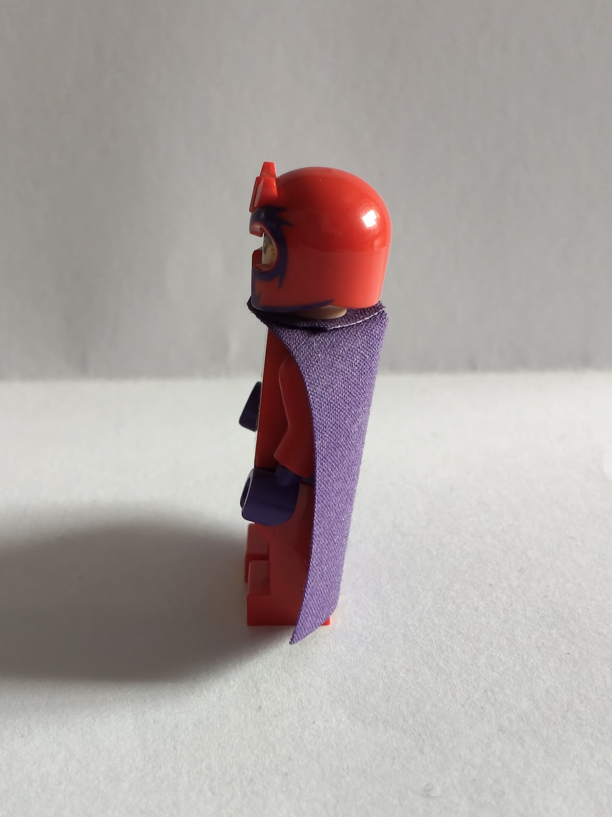 LEGO Marvel Super Heroes: Magneto Minifigure sh031 (Used / Near Mint - Flawless)