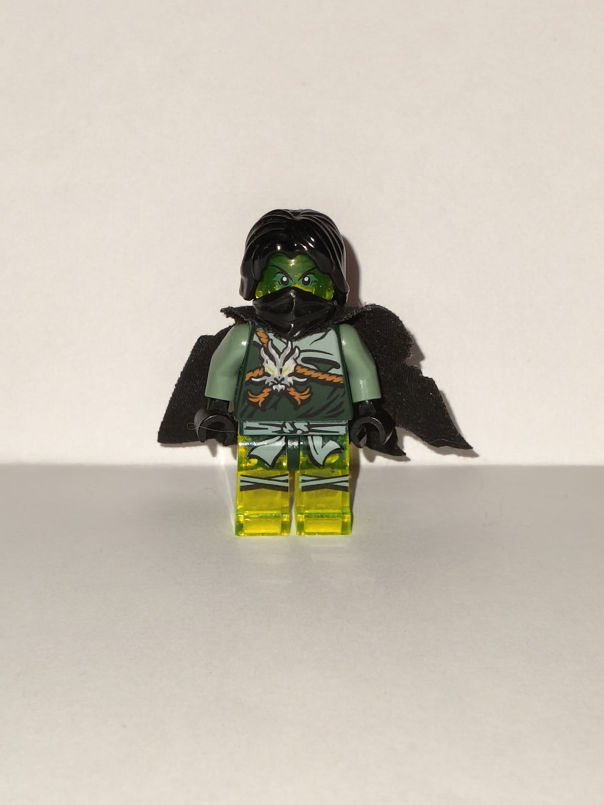 LEGO Ninjago: Morro (Possession, Tattered Cape) Minifigure njo163 (Used / Excellent)