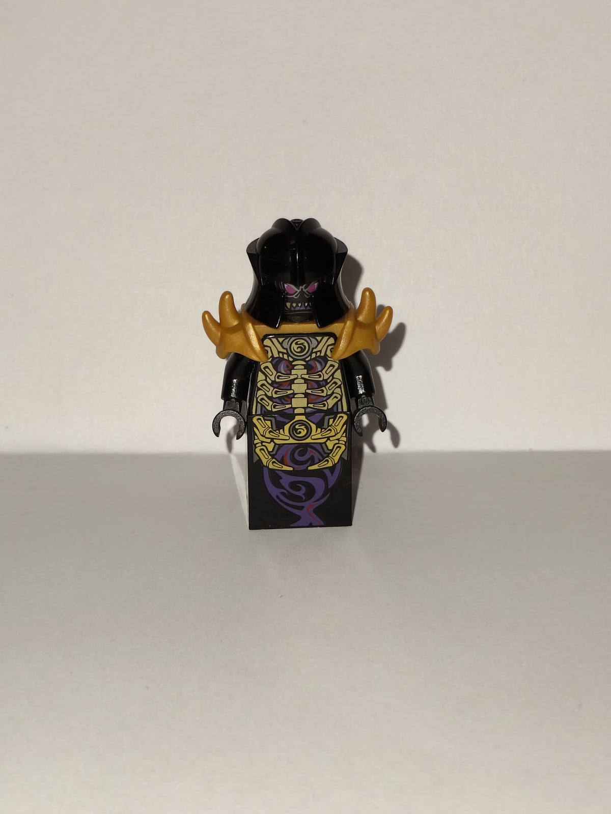 LEGO Ninjago: Overlord (Golden Master) - Rebooted Minifigure njo107 (Used / Excellent)