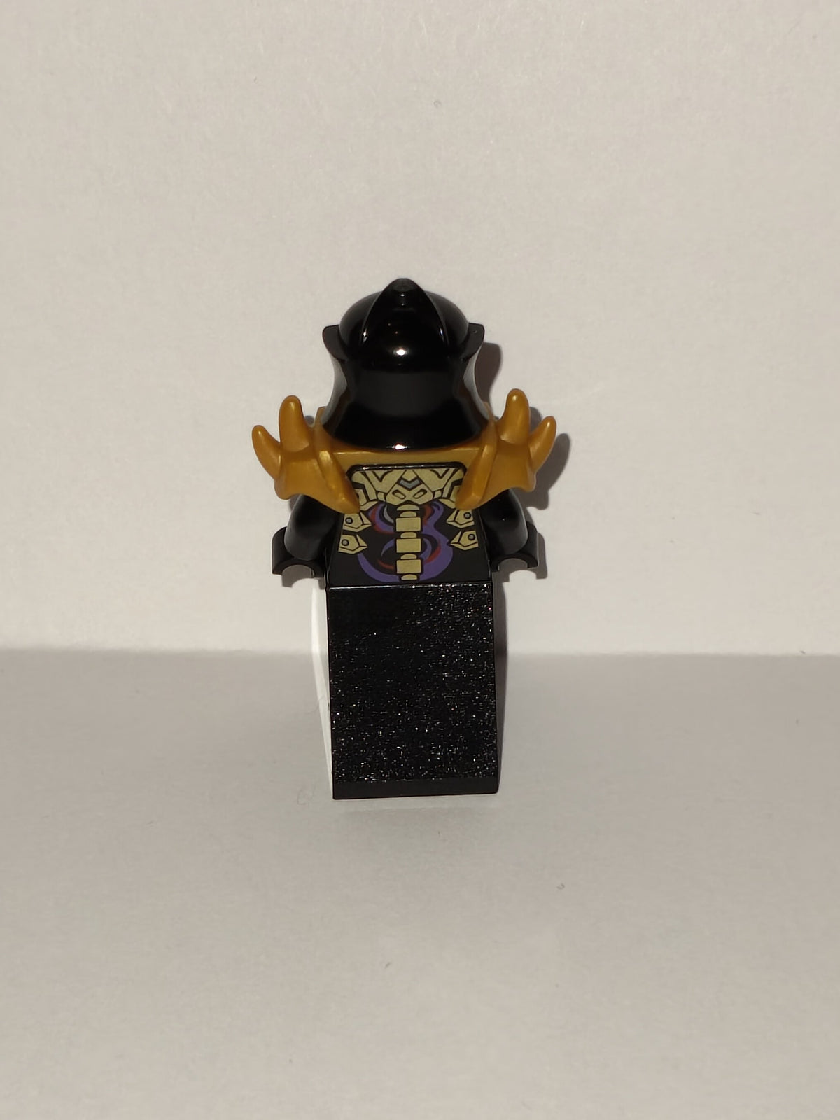 LEGO Ninjago: Overlord (Golden Master) - Rebooted Minifigure njo107 (Used / Excellent)