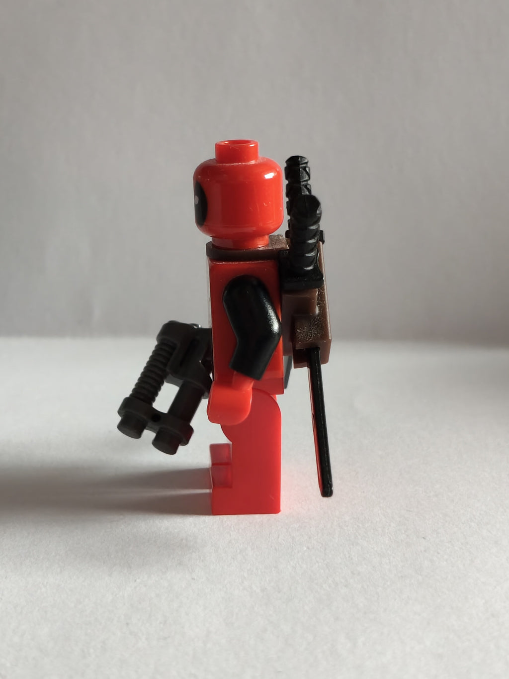 LEGO Marvel Super Heroes: Deadpool Minifigure sh032 (Used / Near Mint - Flawless)