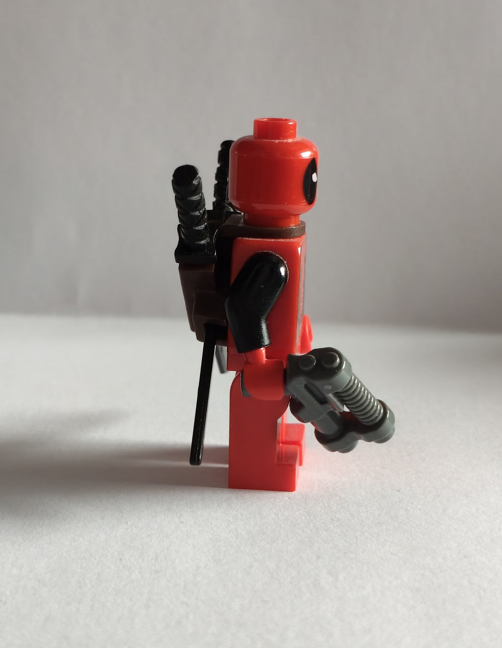 LEGO Marvel Super Heroes: Deadpool Minifigure sh032 (Used / Near Mint - Flawless)