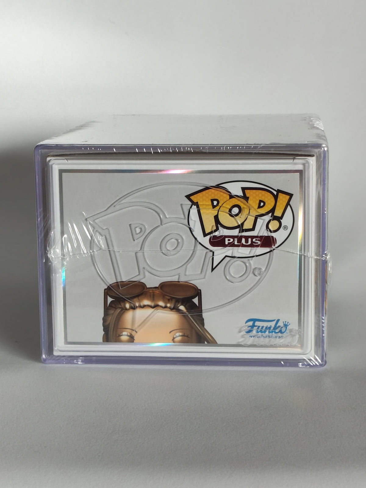 Funko Pop! Plus One Piece: Nico Robin Bronze Statue #2179 (Funko Shop Exclusive)