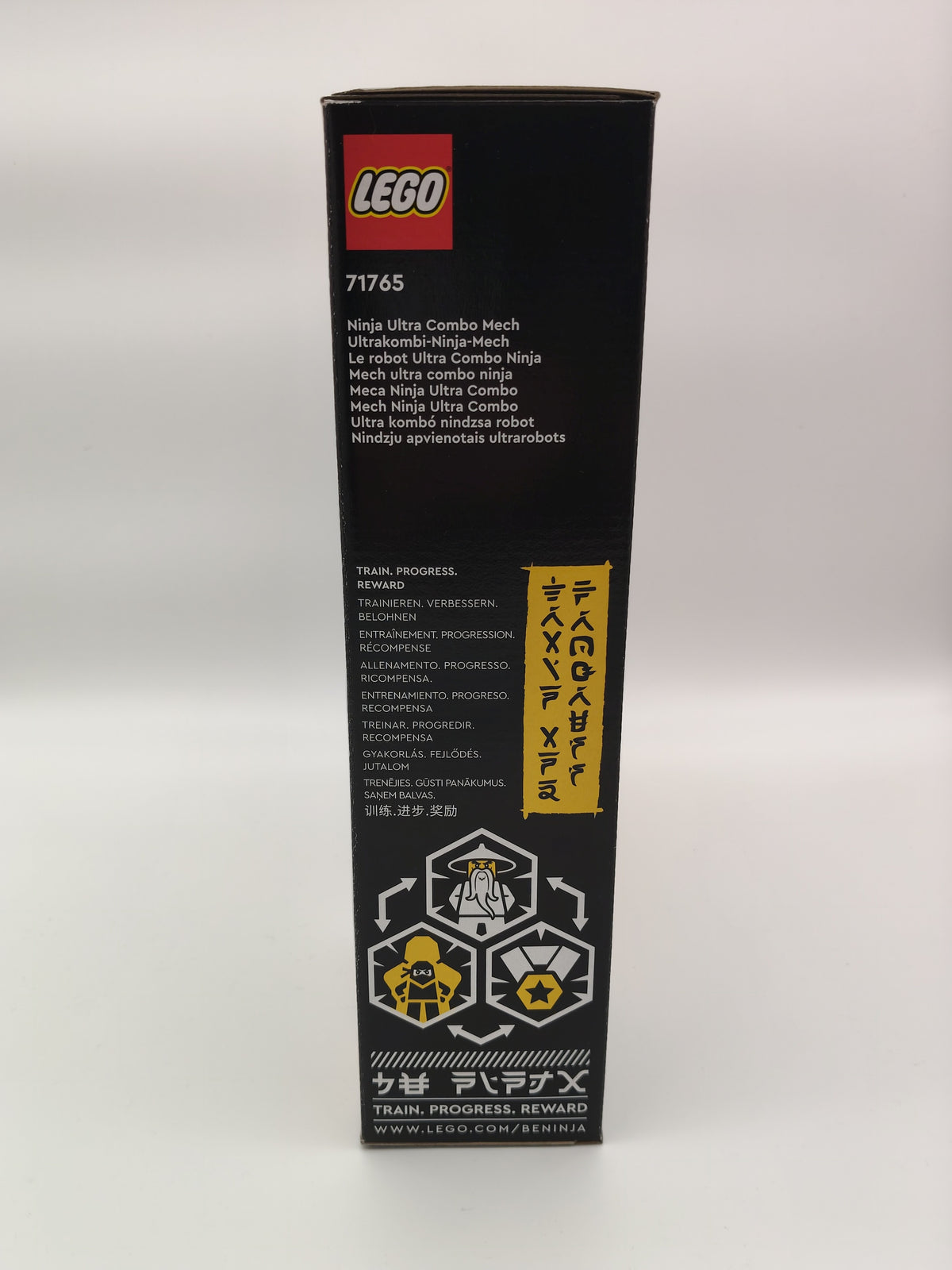 LEGO NINJAGO: Ninjojen ultrayhdistelmärobotti 4-in-1 Set 71765 (New / Sealed - Near Mint)